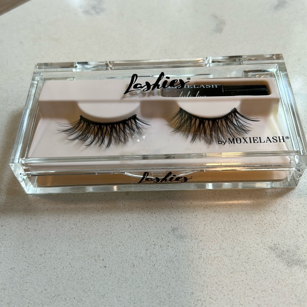 Moxielash Giddy Lashes NIB